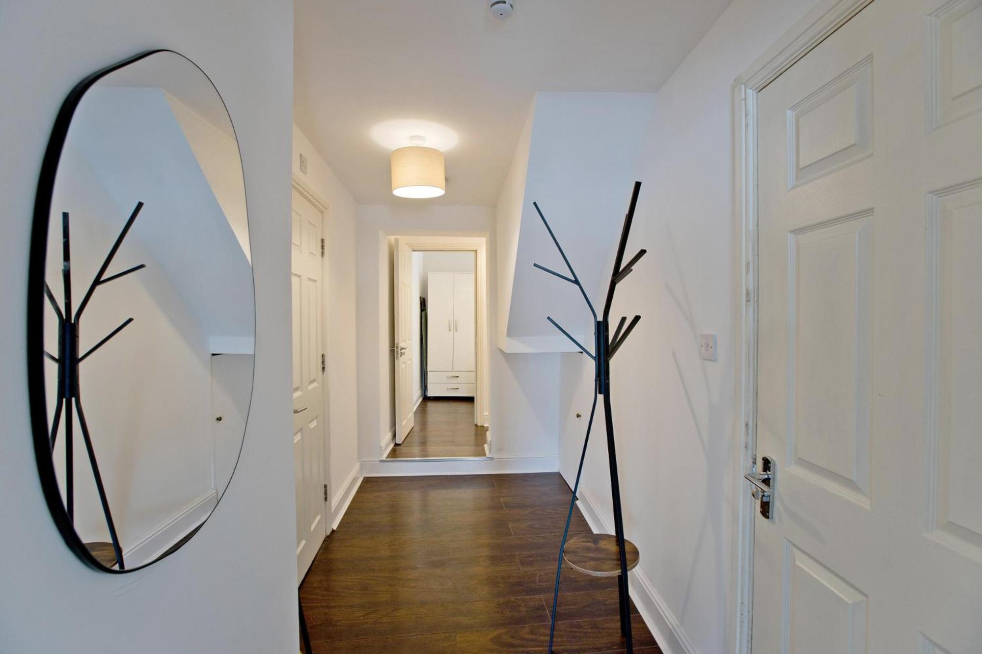 Imperial Corner House-Whitechapel Apartment Londen Buitenkant foto