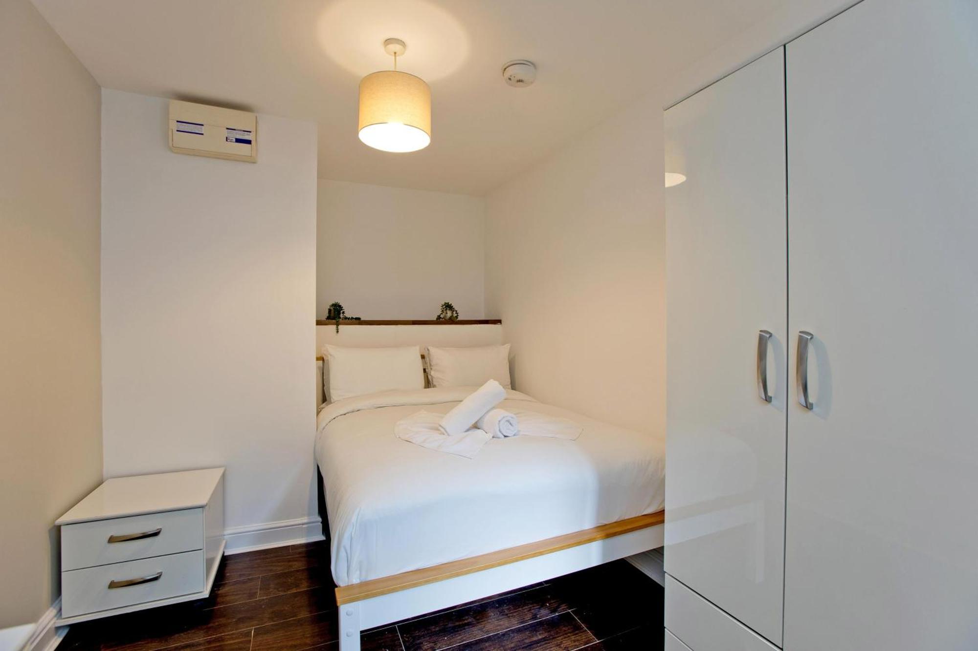 Imperial Corner House-Whitechapel Apartment Londen Buitenkant foto