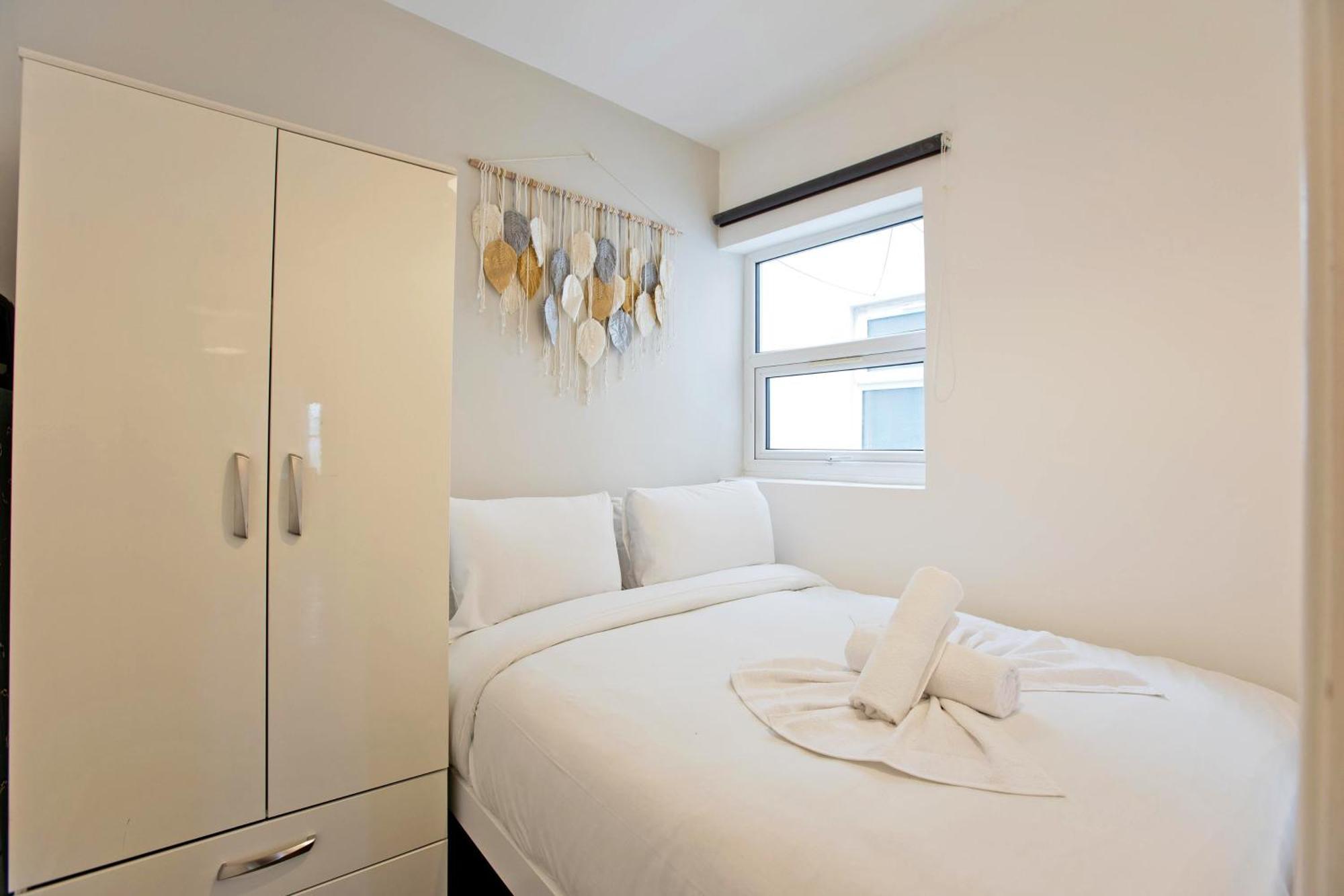 Imperial Corner House-Whitechapel Apartment Londen Buitenkant foto